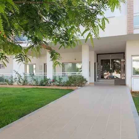 - With Swimming Pool Near The Beach Alvor